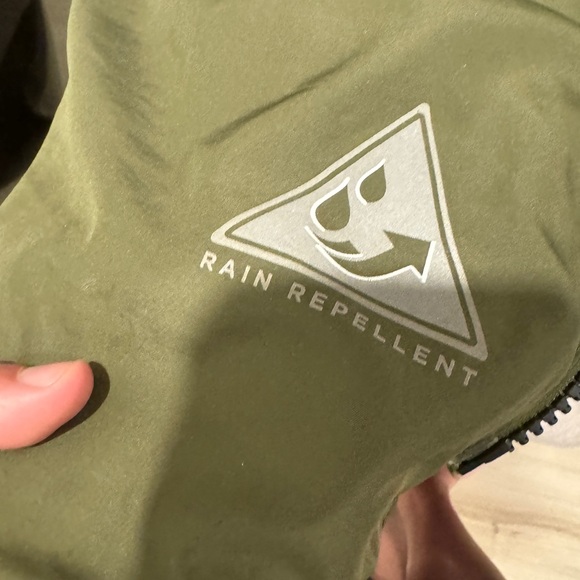 Pajar Men's Roy Packable Rain Jacket size Large Colour Army Green Size Large - Picture 15 of 16